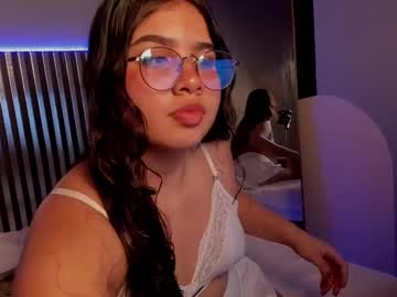 Zara_Snow Chaturbate stream image from July 25, 2025