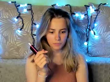 Maggiecake Chaturbate stream image from July 25, 2025