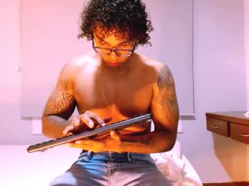 Marco_Echeverri Chaturbate stream image from July 25, 2025