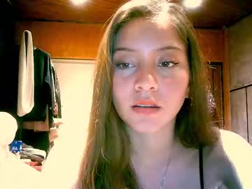 Samimolkova18 Chaturbate stream image from July 25, 2025