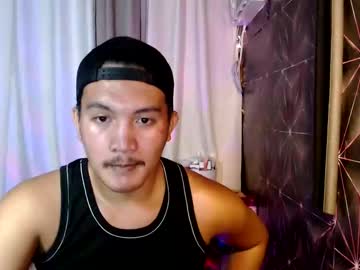 Hunkylloyd Chaturbate stream image from July 25, 2025