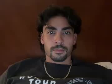 Maddaewg101 Chaturbate stream image from July 25, 2025