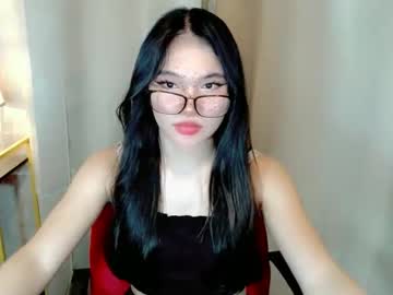 Yourfavorateluna Chaturbate stream image from July 25, 2025