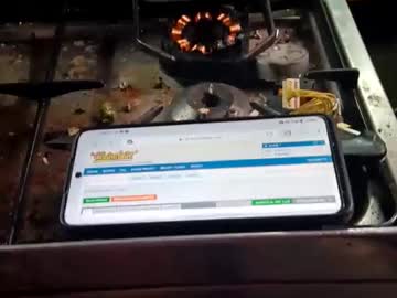 Artu48 Chaturbate stream image from July 25, 2025