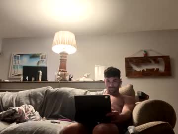 Beardyadams Chaturbate stream image from July 25, 2025