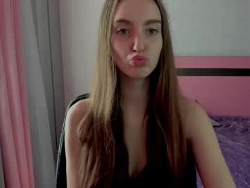 Ofeliamirta Chaturbate stream image from July 25, 2025
