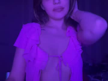 Pixbloom Chaturbate stream image from July 25, 2025