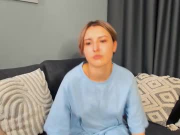 Edelmiraroches Chaturbate stream image from July 25, 2025