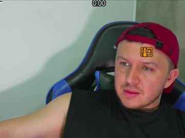 Padresalvajeee Chaturbate stream image from July 25, 2025