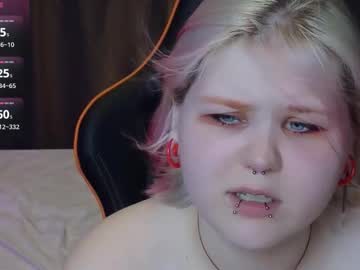 Fillisfox Chaturbate stream image from July 25, 2025