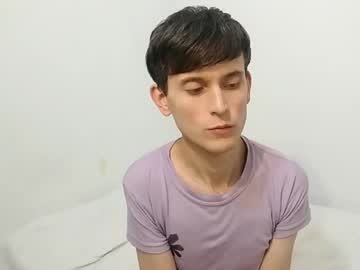 Ana_Uwu_7 Chaturbate stream image from July 25, 2025