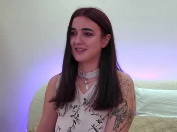 Christinamilton Chaturbate stream image from July 25, 2025