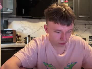 Malcolm_Yang Chaturbate stream image from July 25, 2025
