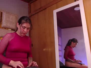 Sammylauren2 Chaturbate stream image from July 25, 2025