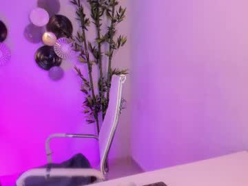 Payton_24 Chaturbate stream image from July 25, 2025