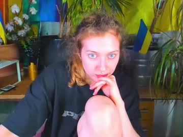 Acidmelanie Chaturbate stream image from July 25, 2025