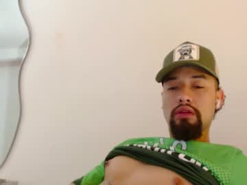 Mathew444 Chaturbate stream image from July 25, 2025