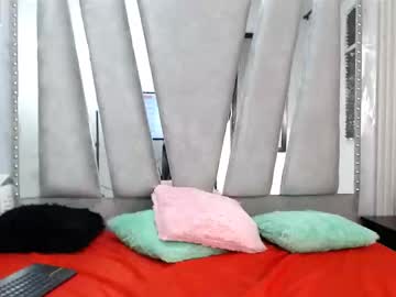 Cristallg Chaturbate stream image from July 25, 2025