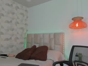 Mysteyes Chaturbate stream image from July 25, 2025