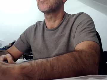 Aylinniyerim Chaturbate stream image from July 25, 2025