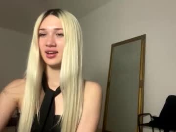 Babyblonda89 Chaturbate stream image from July 25, 2025