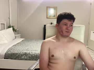 Chris___Evanss Chaturbate stream image from July 25, 2025