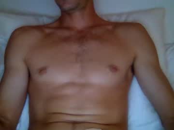 Quiii1103 Chaturbate stream image from July 26, 2025
