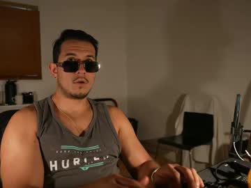 Luchobasti Chaturbate stream image from July 26, 2025