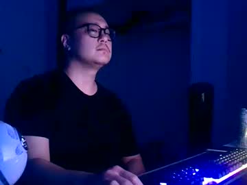 Rockstrongdong Chaturbate stream image from July 26, 2025