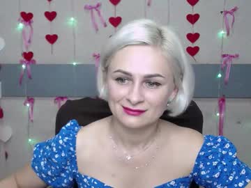 Oliviahorst Chaturbate stream image from July 26, 2025