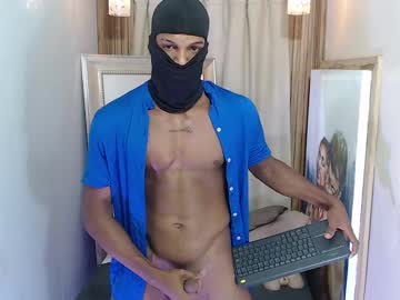 Kenny_Louis Chaturbate stream image from July 26, 2025