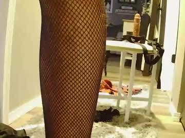 Lunalu0101 Chaturbate stream image from July 26, 2025