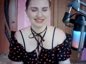 Lunamystique_ Chaturbate stream image from July 26, 2025