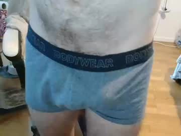 Erzzoofr Chaturbate stream image from July 26, 2025