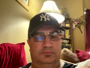 Atozzzz Chaturbate stream image from July 26, 2025