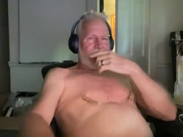 Captainsback Chaturbate stream image from July 26, 2025