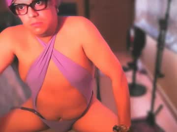 Nikkelsofia Chaturbate stream image from July 26, 2025