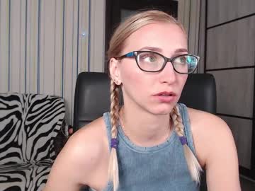 Vikaericka Chaturbate stream image from July 26, 2025