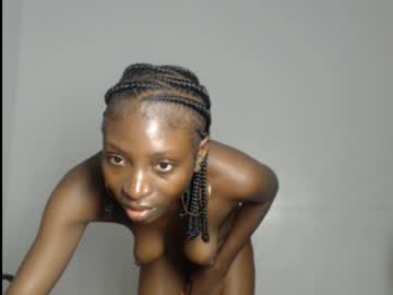 Prettycaro9 Chaturbate stream image from July 26, 2025