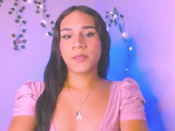 Andreaafoxx Chaturbate stream image from July 26, 2025