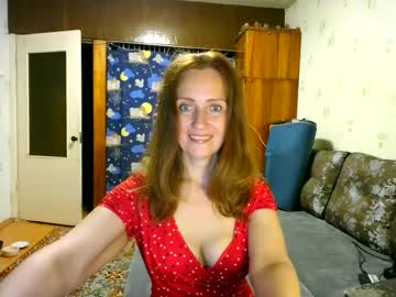 Juliaa_Foxi Chaturbate stream image from July 26, 2025