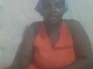 Swtmilkymom Chaturbate stream image from July 26, 2025