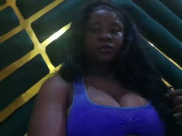 Thicksexybunny_Xx Chaturbate stream image from July 26, 2025