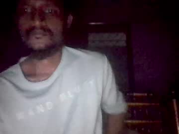 Yunocare Chaturbate stream image from July 26, 2025