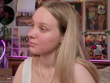 Darleneferran Chaturbate stream image from July 26, 2025