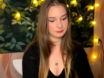 Sweetemilix Chaturbate stream image from July 26, 2025