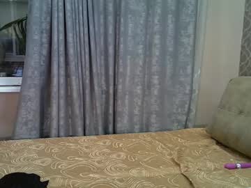 Littlel1ss Chaturbate stream image from July 26, 2025