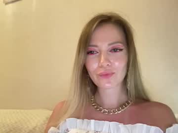Lusiluv Chaturbate stream image from July 26, 2025