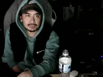 Buzzzzzzz01 Chaturbate stream image from July 26, 2025