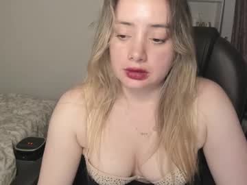 Kittywantslove23 Chaturbate stream image from July 26, 2025